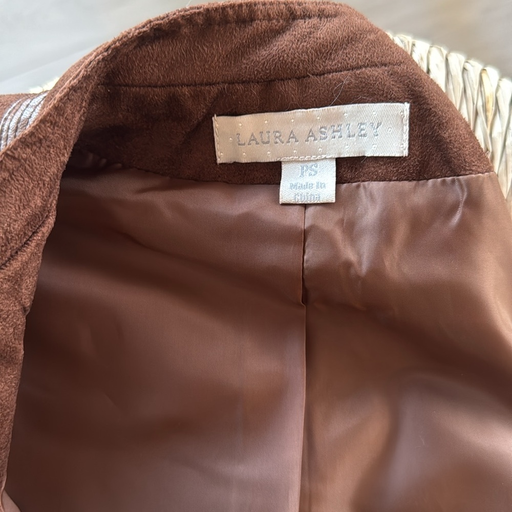 Laura ashley petite small brown suede jacket - Picture 5 of 5